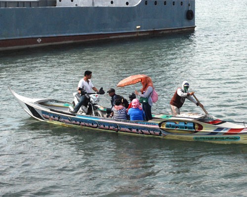 Townsfolk take a boat to get to and from mainland Zamboanga Sibugay, which used to be part of Lolita Singahan’s six-hour trip to