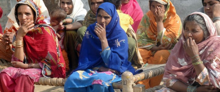 Women participate in a community mobilization activity conducted by USAID’s FALAH project.