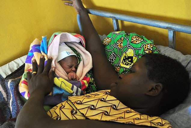 Mom with her newborn in the hospital