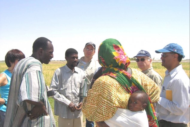 AA Winter, Belayneh et al. in Gundam Mali, September 2004