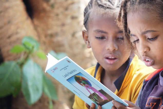 In October 2016, USAID launched the READ Community Outreach activity at Soyama Primary School. The activity will reach students in nearly 2,500 schools in the Amhara, Oromia, SNNP, Somali, and Tigray regions.