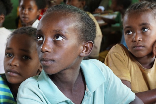 In October 2016, USAID launched the READ Community Outreach activity at Soyama Primary School. The activity will reach students in nearly 2,500 schools in the Amhara, Oromia, SNNP, Somali, and Tigray regions.