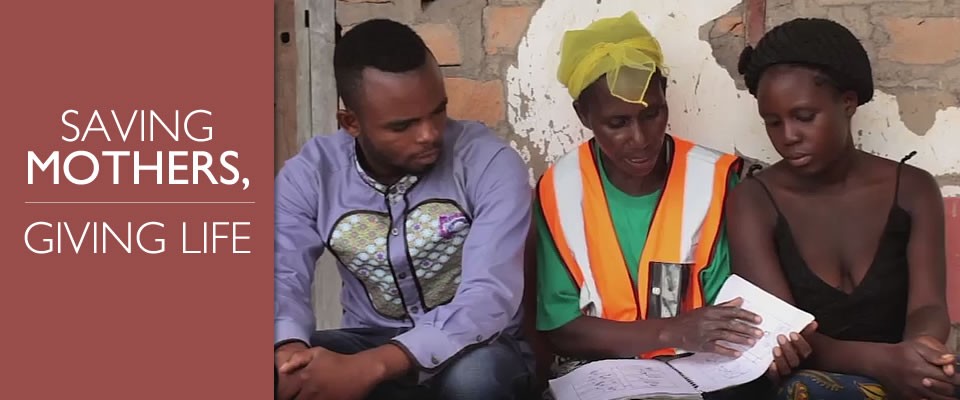 Saving Mothers, Giving Life. Healthcare worker Exildah Chate talks with Ruth and her partner about pregnancy care. 