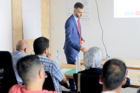 Marouane Bouzakhti shows his newfound skills at a USAID Career Center workshop